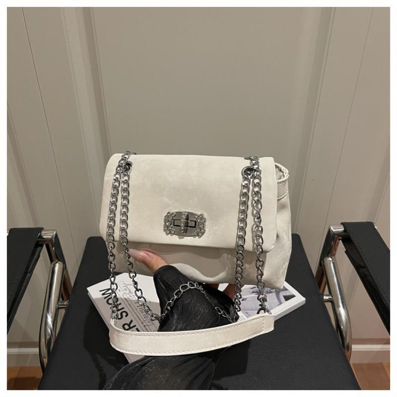 Een Casual en Modieuze Kleine Vierkante Dames Crossbody Tas met Grote Capaciteit en Lockketting