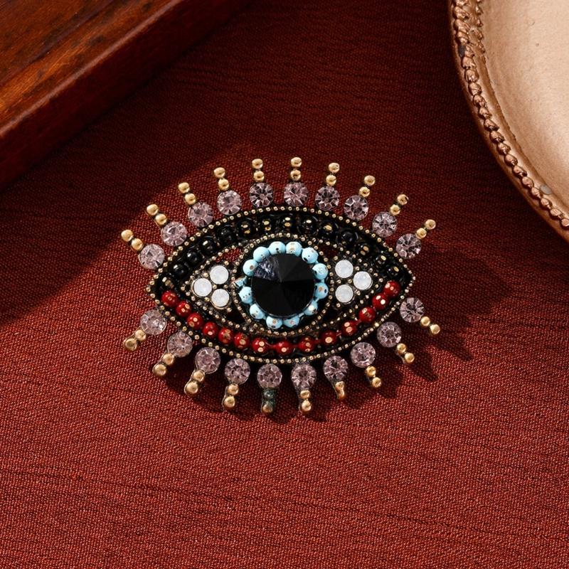 Lightweight Zinc Alloy Statement Pin Intricate Evil Eyes Charm And Crystal Embellishments Eleant Brooch Accessory