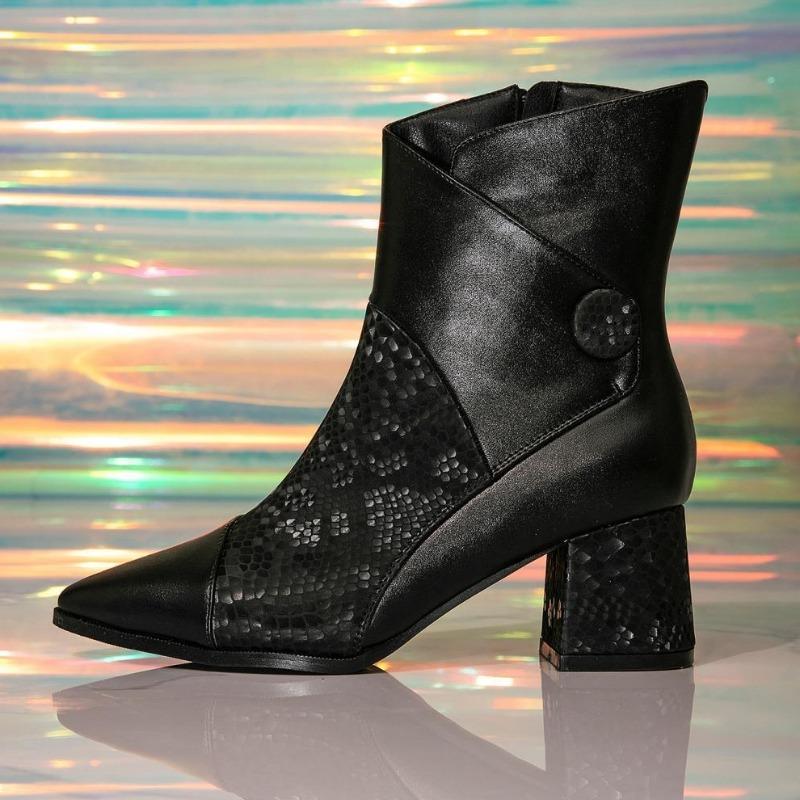 Fashion Sexy Black Pointed Toe Snake Print Ankle Boots Women Fashion Sequins Buckle Thick-sole Modern Boot Cozy Large Size Designer Boot
