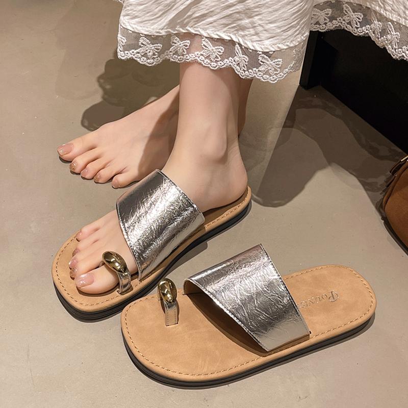 Fashion Female Shoes Ladies' Slippers Rubber Flip Flops Summer Clogs Woman Rivet 2025 Hawaiian Silver Beach Flat Slides Women's Shoes Si