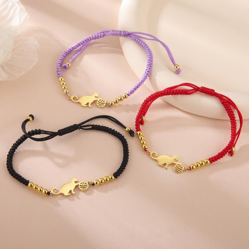 Cazador Cat Playing Ball of Yarn Bracelets for Women Stainless Steel Animal Cute Kitten Charm Bracelet Jewelry Wedding Gift 2026