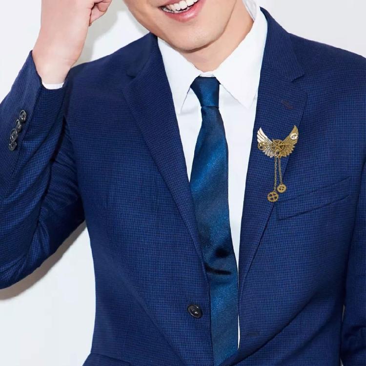 Steampunk Großer Zahnrad-Brosche Mechanische Schal Revers-Pin Flügel Kette Fünfecke Brustnadel für Frauen Mädchen Männer