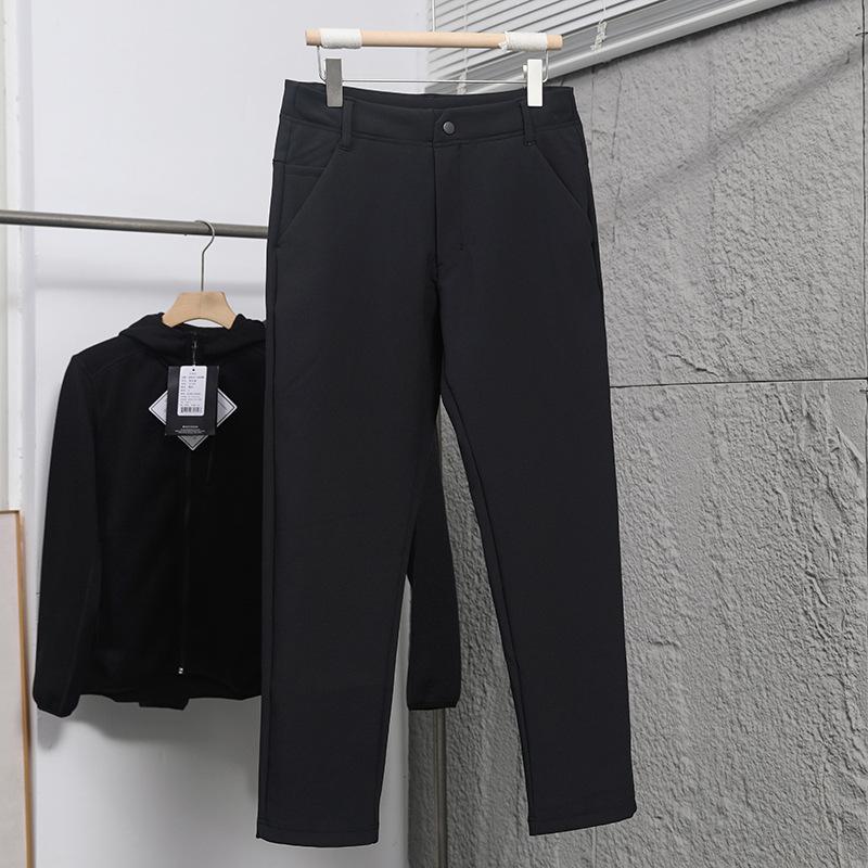 "Men's Outdoor Waterproof Soft Shell Winter Pants with Plus Velvet Lining"