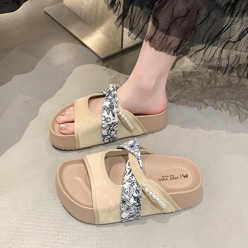 Flat Single Shoes Women's 2025 New Spring and Autumn Versatile Fashion Evening Breeze Round Head Shallow Mouth Mary Jane Grandma Shoes Half Drag