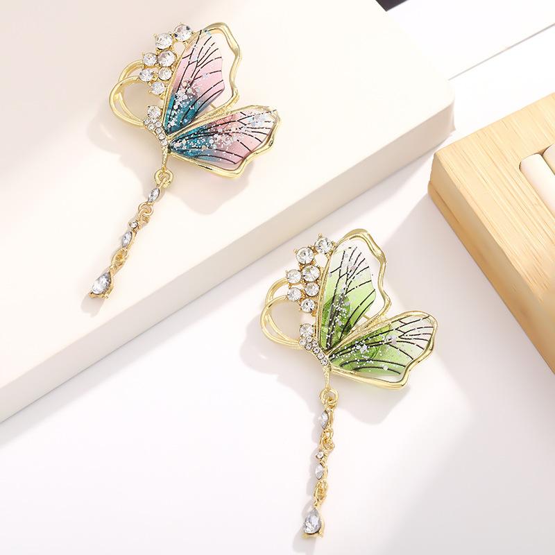 Light Luxury Gradient Butterfly Brooch