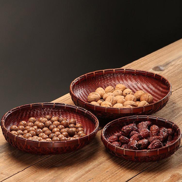 Handmade Retro Round Bamboo Basket: Multi-Purpose Storage, Winnowing Sieve, and Fruit Plate