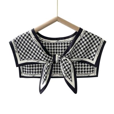 Accessori – Sciarpe e foulard