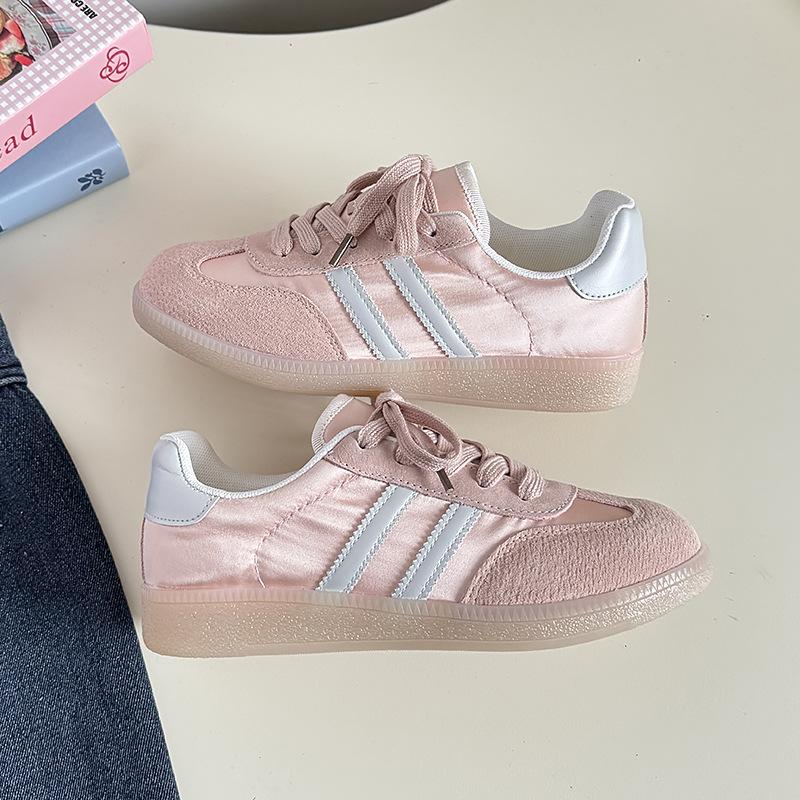 Women's Casual Sneakers 2026 Autumn Retro Flats Sport Shoes Designer New Lace Up Running Travel Shoes High Quality Zapatos Mujer