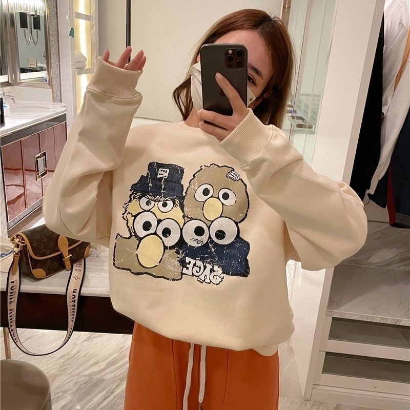 Nostalgic Retro Style Fleece Sweater Women's 2025 Autumn and Winter Cute Cartoon Print Loose and Versatile Crew Neck Long-sleeved