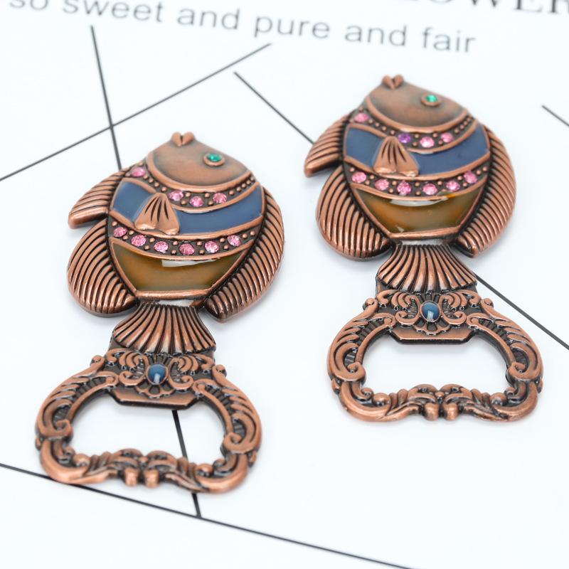 Multifunctional beer bottle opener creative retro bottle opener portable and easy to store travel gifts