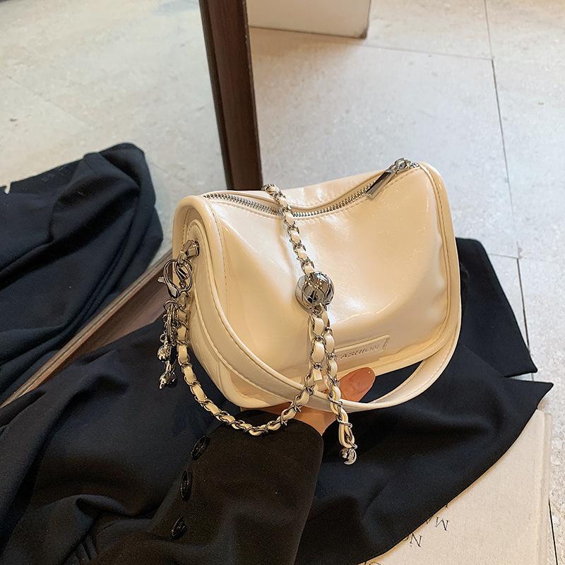 

Popular small bag women s new fashion versatile chain messenger bag portable small bag белый