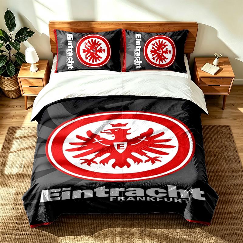 Eintracht Frankfurt (1) 3-teiliges Set geeignet für Schlafzimmer weich und bequem ein ideales Geschenk für Familie und Freunde Enthält einen Bettbezug und zw