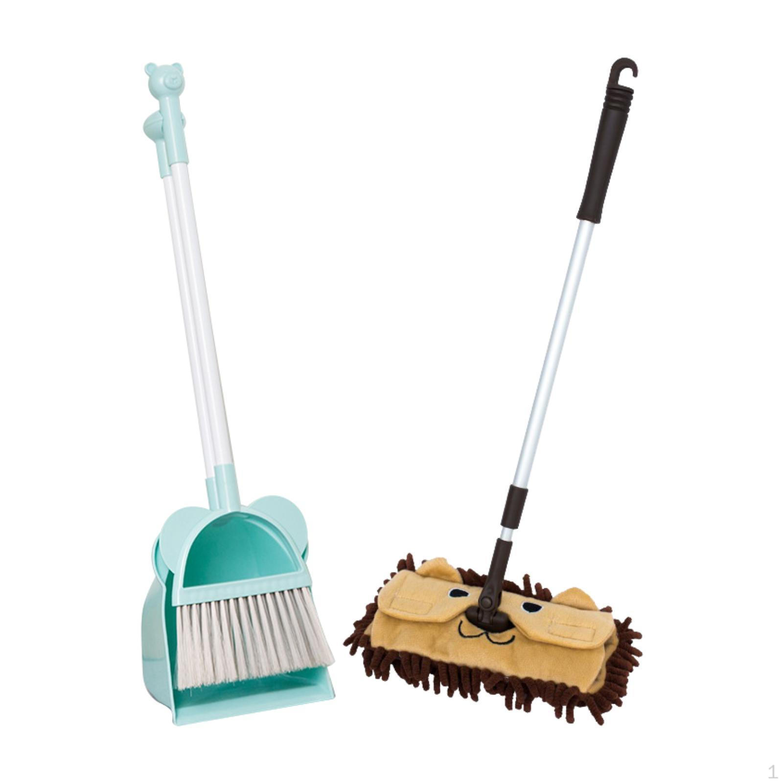 

Метла и совок для юных уборщиков brown mop