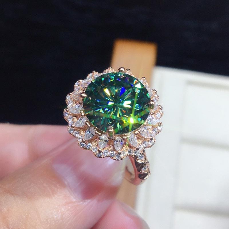 

Cao Shi Kuaishou Douyin Live Blue-Green Zircon Ring: Imitation Maldives Shine Size 10