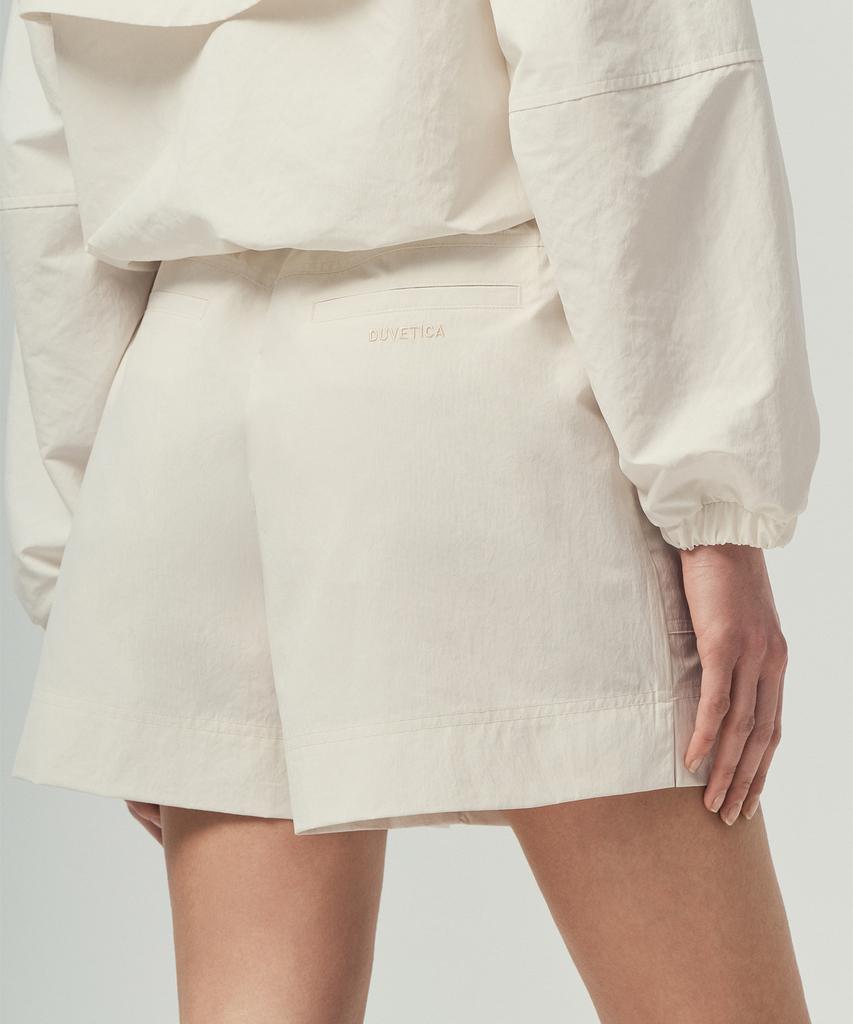 DUVETICA Camoli Shorts (Cream) (Women'S Shorts)