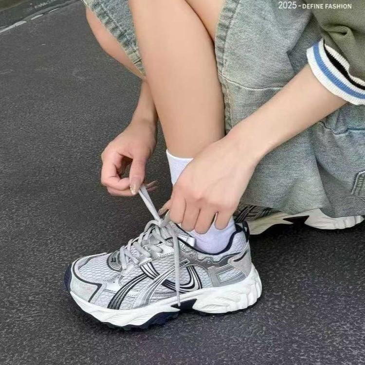 Korean Version of Leather Breathable Thick-soled Casual Sports Shoes Women's Autumn New Versatile Lightweight Soft Bottom Tide