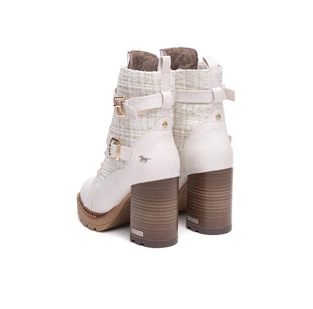 Mustang 1505-501 White Ankle Boots