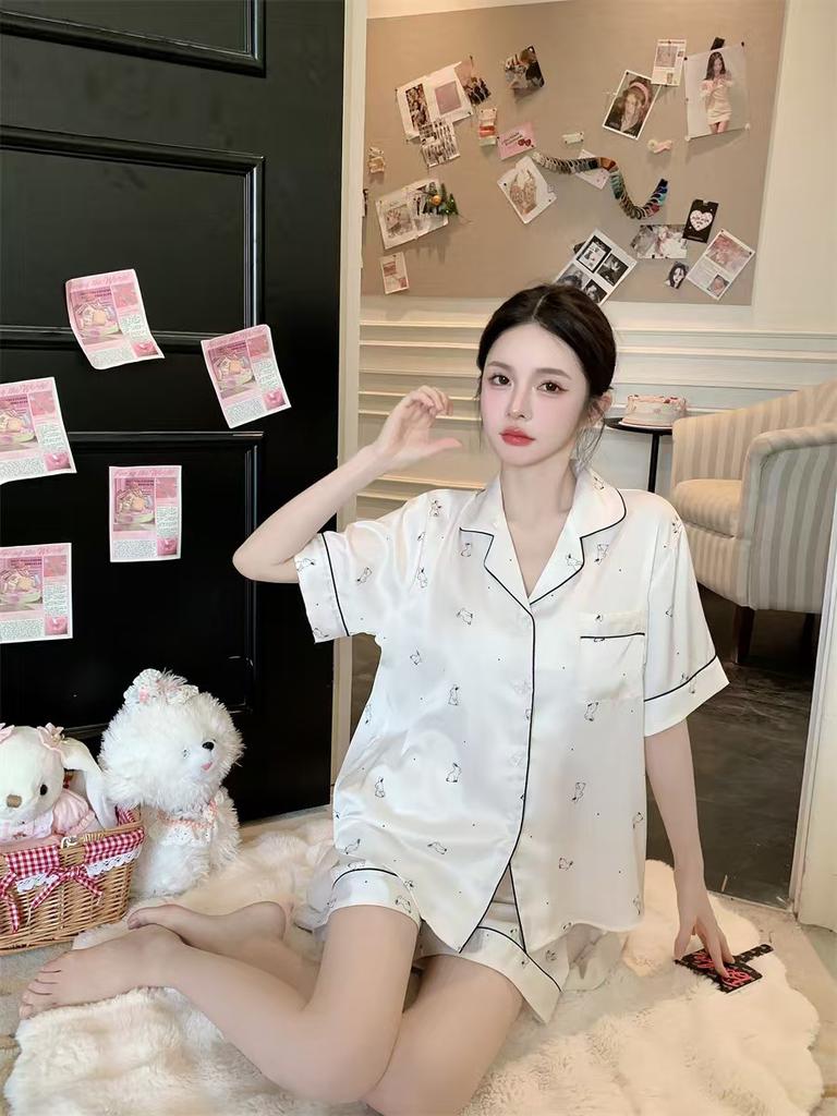 French Lapel Print Loungewear Set, Summer Cool Pajamas Are Thin and Cover the Meat, and Pajamas Are Worn Outside the Home.