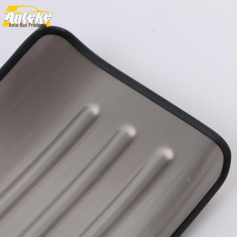 Fits 17 Reina Models: Sill Strip, Bright Strip, Bumper Trunk, Welcome Pedal, Anti-Scratch Sticker.