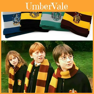 Szal z naszywką godła domu Gryffindor Dla fanów Harry'ego Pottera Ogrzej się ze stylem!