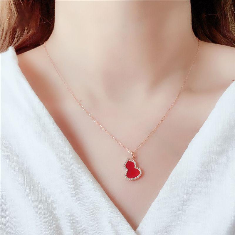 Exquisite Russian Purple Gold Diamond Gourd Pendant 585 Rose Gold Plated Fashionable Exquisite Red Fritillary Necklace