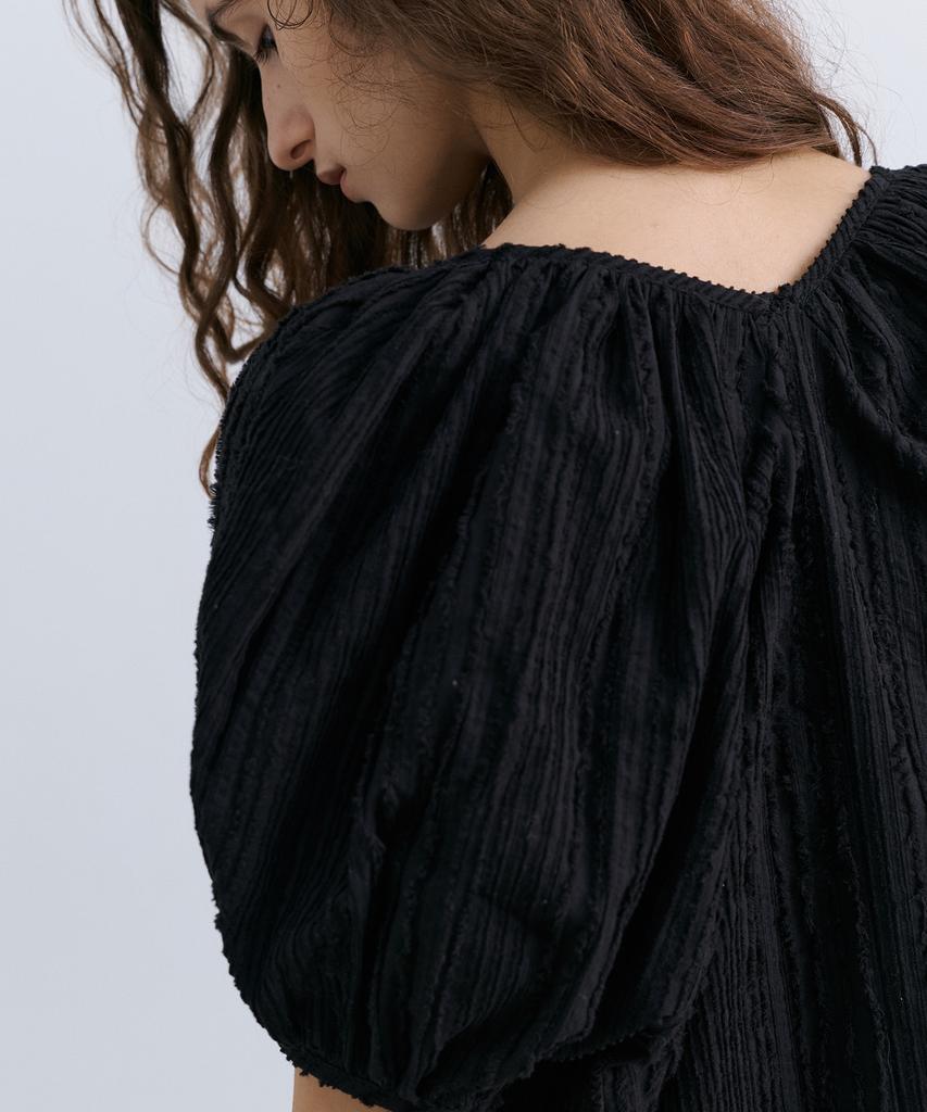 Epinggeulleo Origami Ribbon Patched Blouse - Black
