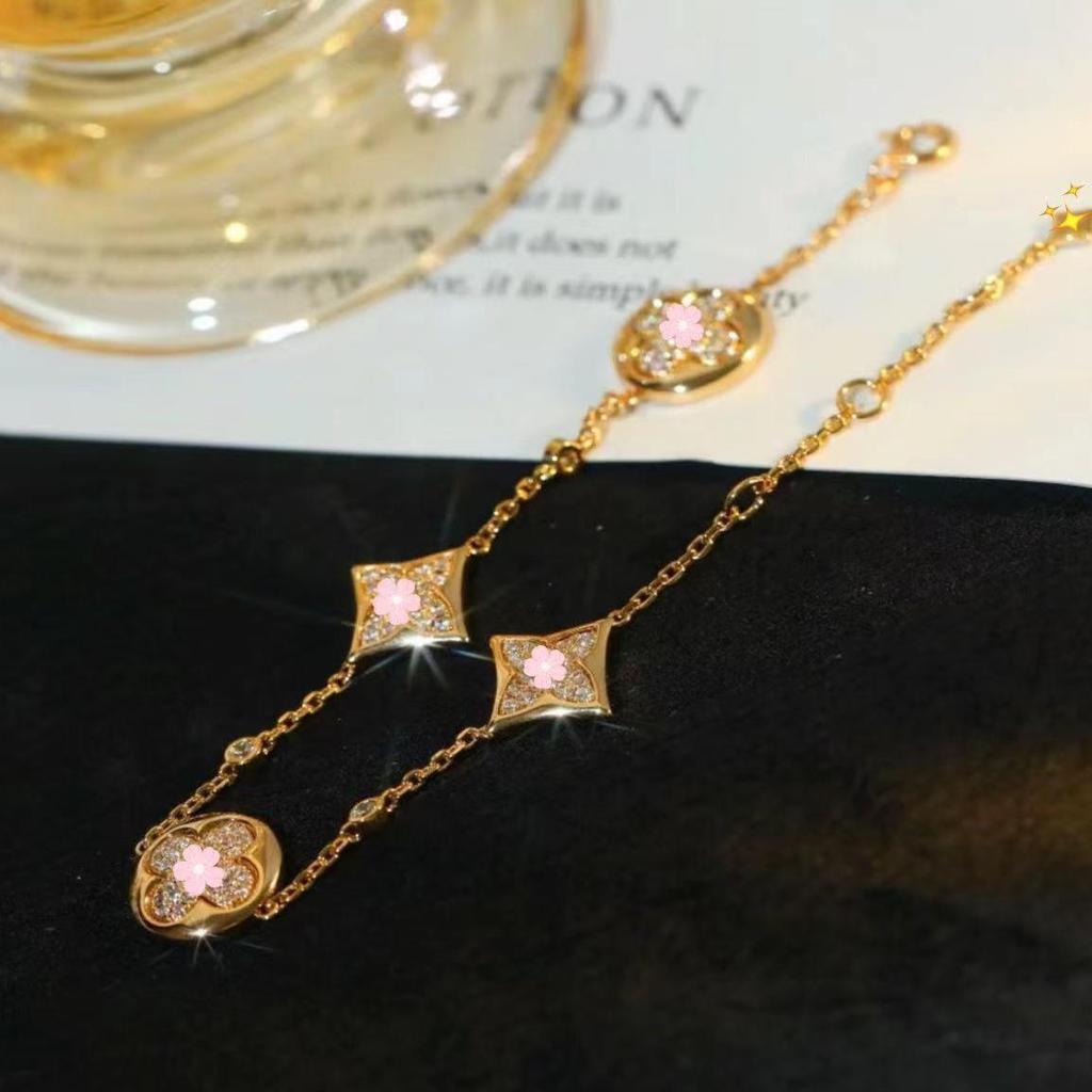 Luxusní sada náhrdelníku a náramku LV Clover & Flower z perleti