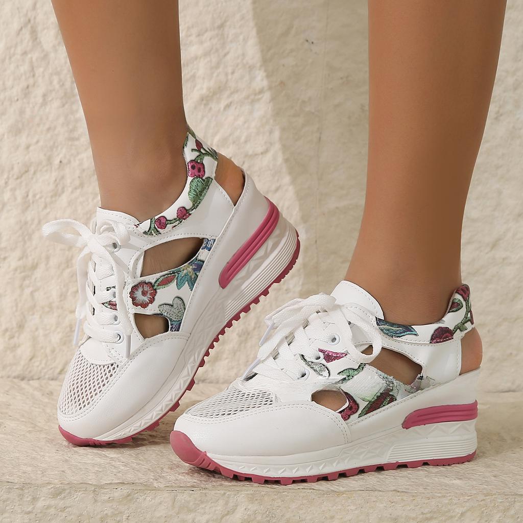 Summer New Breathable and Fashionable Thick Bottom Slope Heel Sandals for Women's Casual Students Sports Strap Sandals