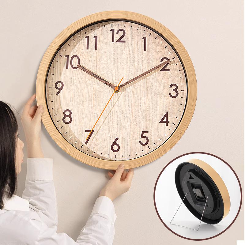 Simple Japanese Wood Grain Wall Clock Living Room Home Personalized Decorative Clock Creative Modern Bedroom Silent Nordic Clock