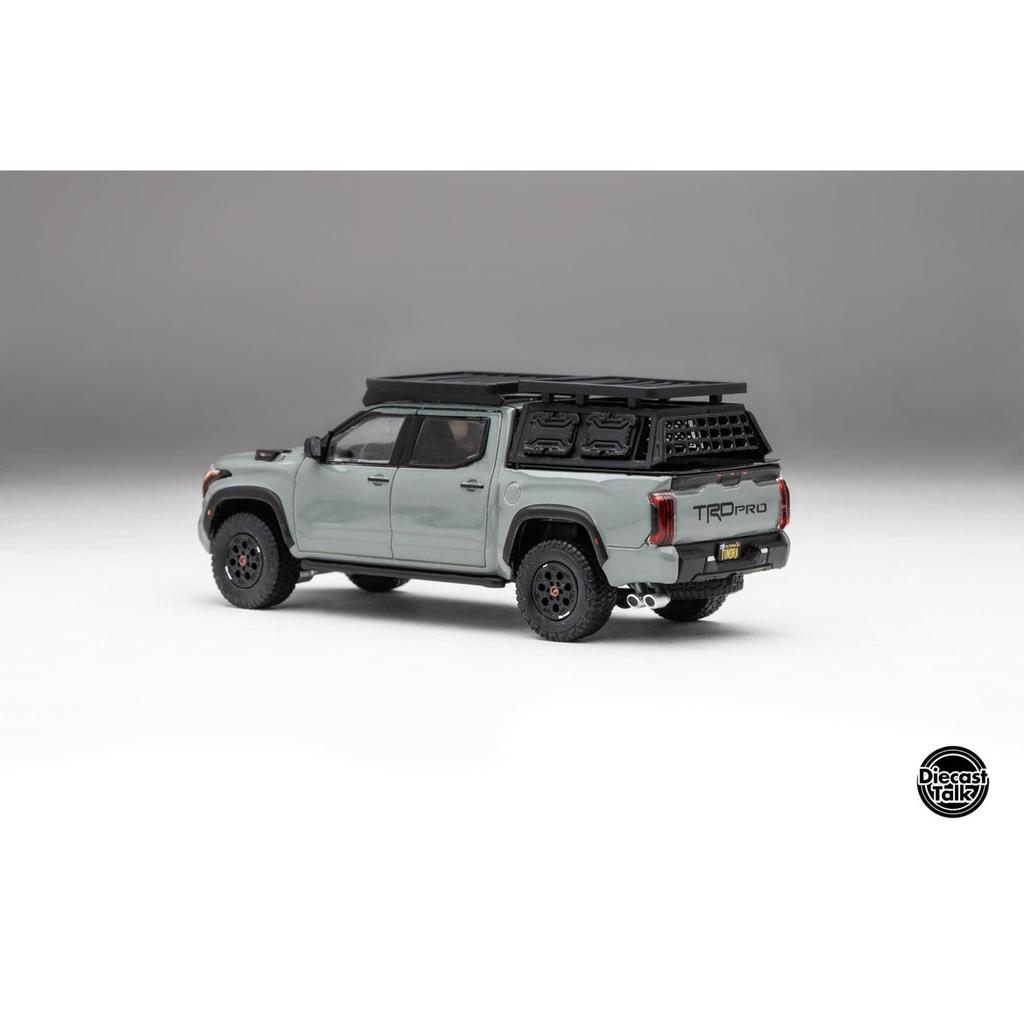 FREESTYLE GCD 1/64 Toyota Tundra TRD Pro Lunar Rock DiecastTalk Special Edition Model Car with Roof Rack & Accessories DTG0023-LR