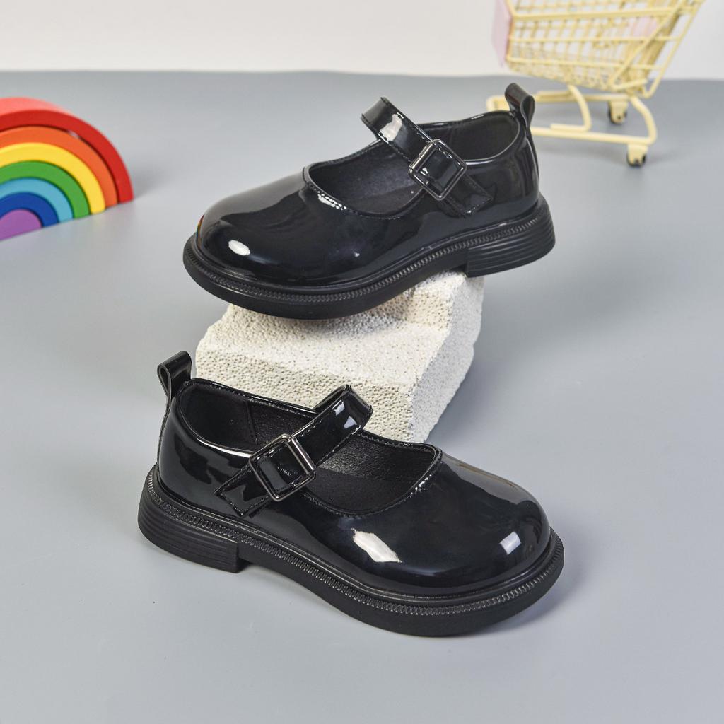 Girls little white shoes 2025 autumn new soft sole non-slip leather surface children's board shoes children's baby shoes