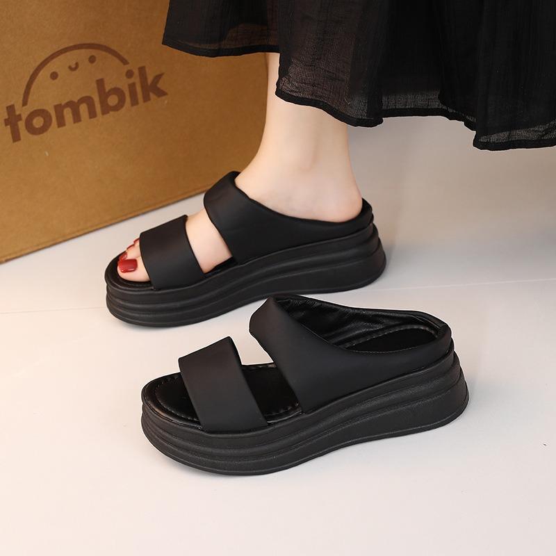 New Soft Leather Comfortable Cool Slippers Pregnant Women Platform Slippers Women Summer Wear Casual Beach Sandals One-word Drag