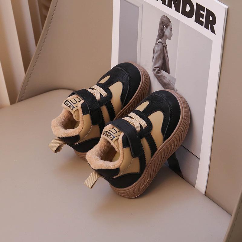 Baby boy shoes winter velvet soft sole 0-1 year old toddler shoes girls cotton shoes non-slip infant anti-kick shoes