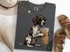 Tysk Korthåret Pointer Drikker Iskaffe T-shirt, Sjov GSP Meme T-shirt, Hundekærlighed Gave