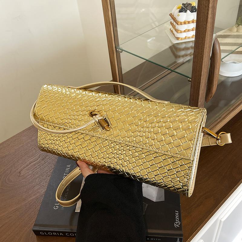 

Women s Bag 2025 New Niche Woven One Shoulder Organ Bag Fashion Horizontal Clutch Bag Versatile Crossbody Bag Trend