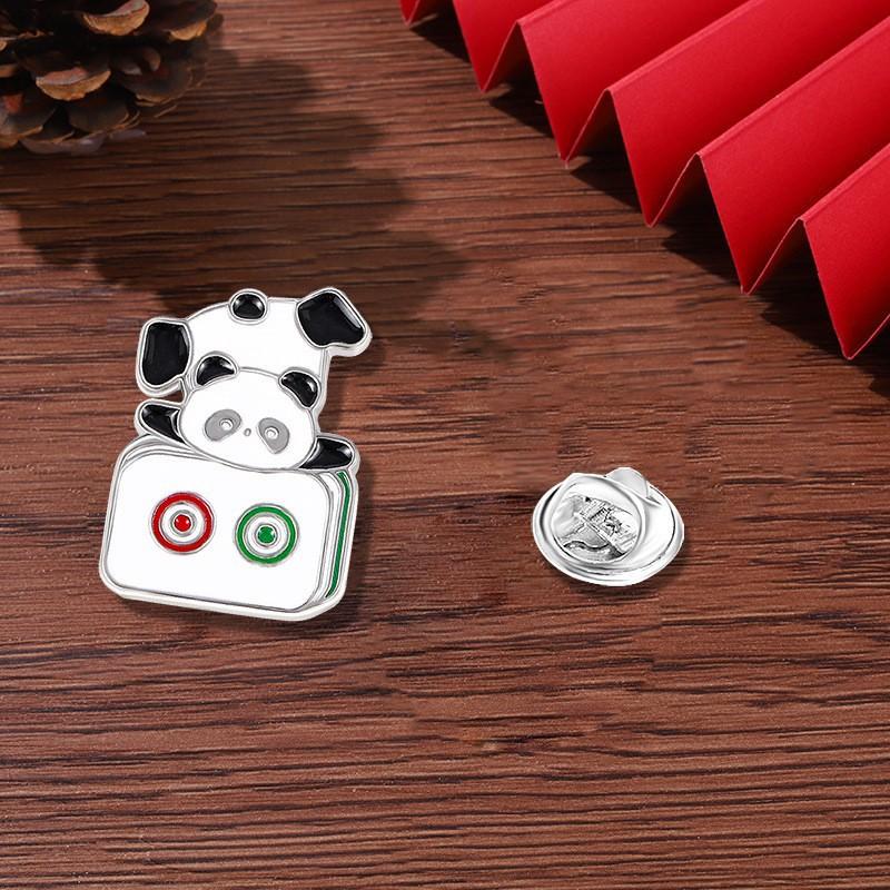 Chinese style panda brooch cute animal bag badge clothing bag accessories bamboo giant panda chain collar pin