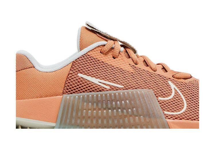 Nike Wmns Metcon 9 'Amber Brown' Sneakers
