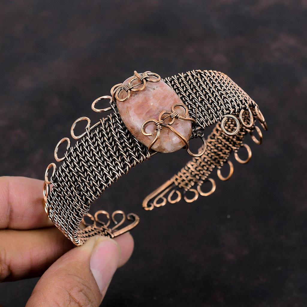 Sonnenstein Armreif Kupferdraht umwickelter Armreif Verstellbarer Armreif Edelsteinschmuck Handgefertigter Armreif Kupferdraht umwickelter Schmuck zum Geschenk