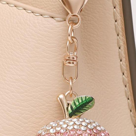 Peach Keychain Full Diamond Gradient Sparkling Crystal Alloy Fruit Key Ring with Lobster Clasp for Keys Bags Car Backpack Pendant Charm Gift