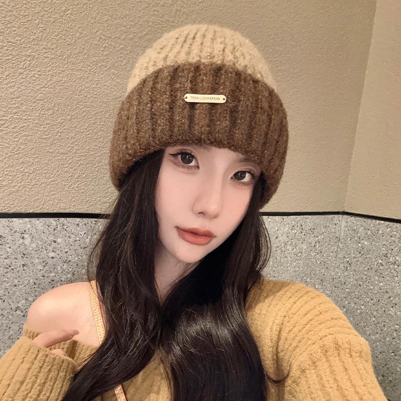 

Женская шерстяная шапка, универсальная для осени и зимы, вязаная шерстяная шапка для большой головы, подчеркивающая лицо, маленькая, свободная, утолщенная, теплая, с защитой ушей, от холода average size
