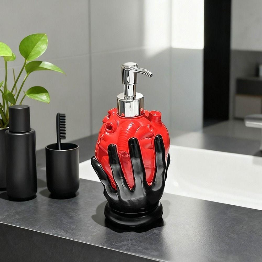 Resin Hand Held Heart Soap Bottle Refillable Empty Shower Gel Press Bottle with Pump Decorative Heart Shaped Soap Dispenser