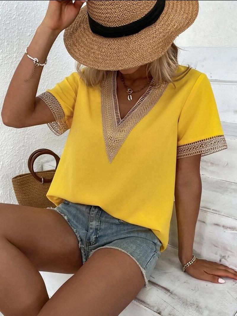 

Women V Neck Lace Trim Loose Fit Short Sleeve Blouse Summer Casual Lightweight Top for Daily Wear S