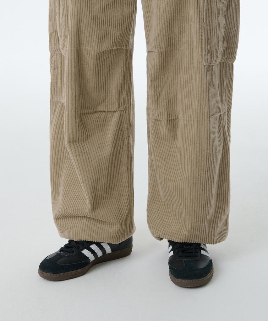 MUSINSA STANDARD WOMAN Women'S Corduroy Wide Cargo Pants [Beige]