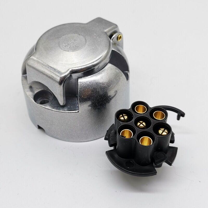 7-Pin Connector Trailer Socket Aluminium Alloy Towing 12V Round Adapter Truck Socket Car Accessories бежевый