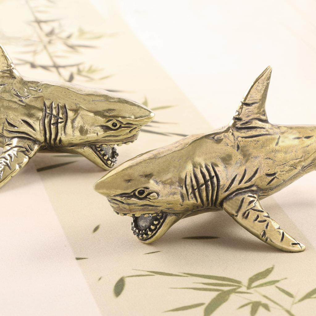 New Great White Shark Brass Figurines Antique Making Old Desk Decoration Marine Animal Statue Domineering Natural Room Decor