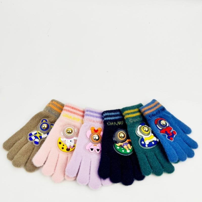 Children's gloves astronaut cartoon winter men's five-finger gloves warm windproof wool baby five-finger gloves