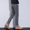 Jeans primaverili alla moda pantaloni da uomo giovanili casual e versatili elasticizzati dritti piccoli pantaloni in denim