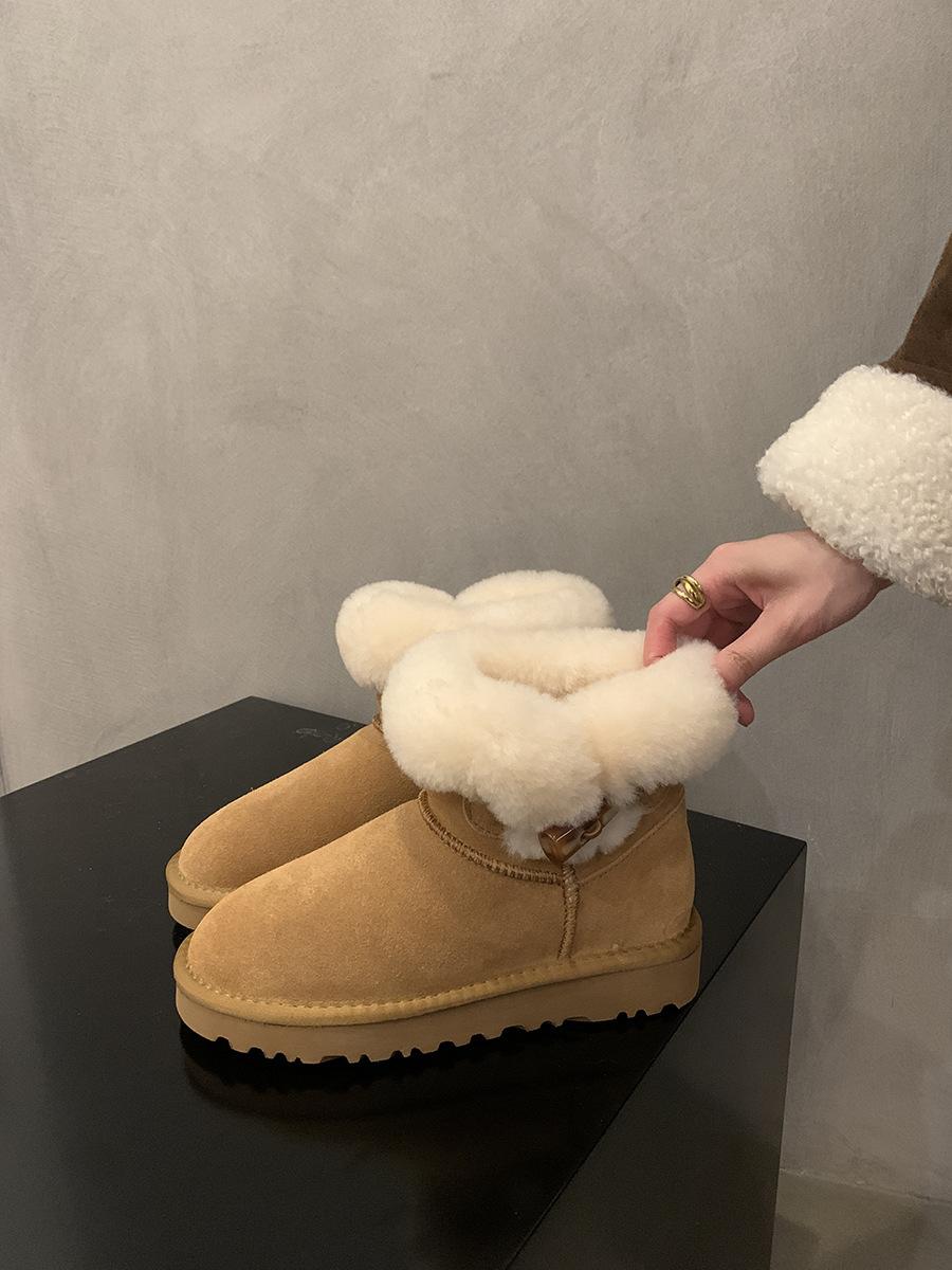 

Зимние женские ботинки 2025 года, новые зимние утепленные универсальные ботинки с толстой подошвой из пушистого хлопка, нескользящие 40