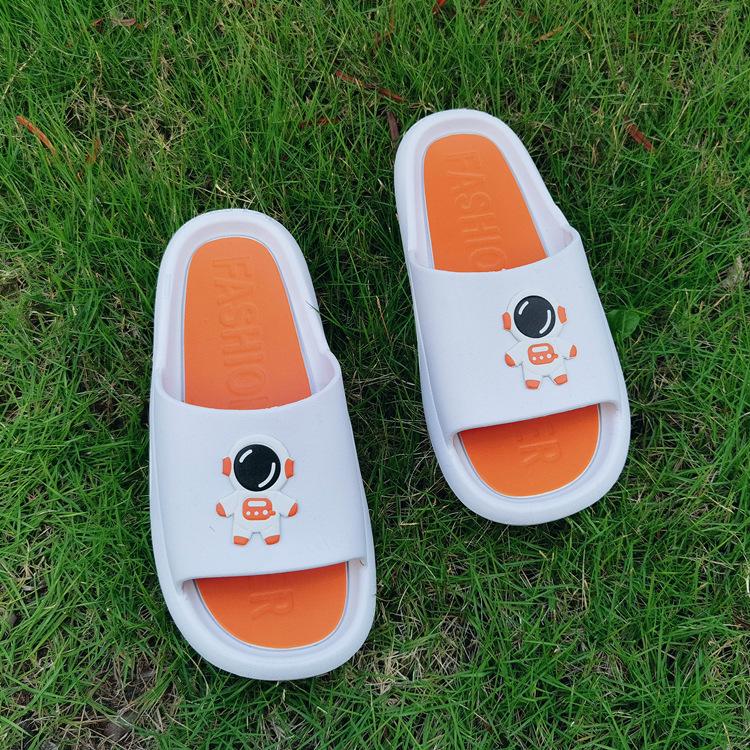 Pánské pantofle Spaceman Summer Outside Wear Net Red Pantofle Peep Toe s měkkou podrážkou Protiskluzové trendy páry Silné a měkké dno