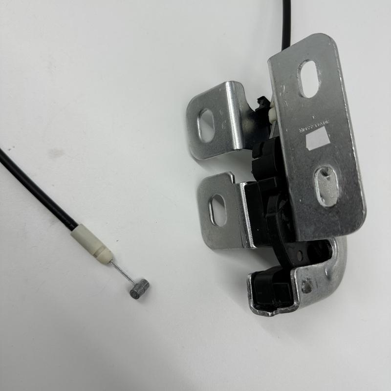 Car Left Right Side Rear Tailgate Trunk lock Hatch Back Lotch For 2008 2009 2010 Renault Koleos 905932234R 905939948R